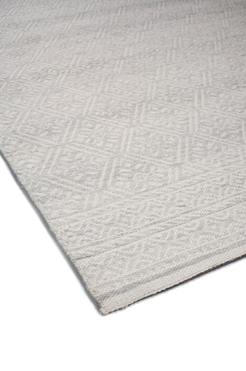 Arena 03 Silver White - Image 2