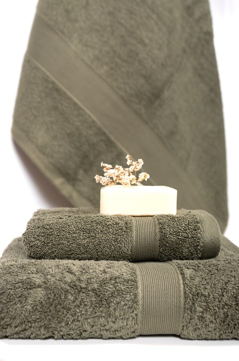 Naf Naf Bonjour Towels - Olive Green